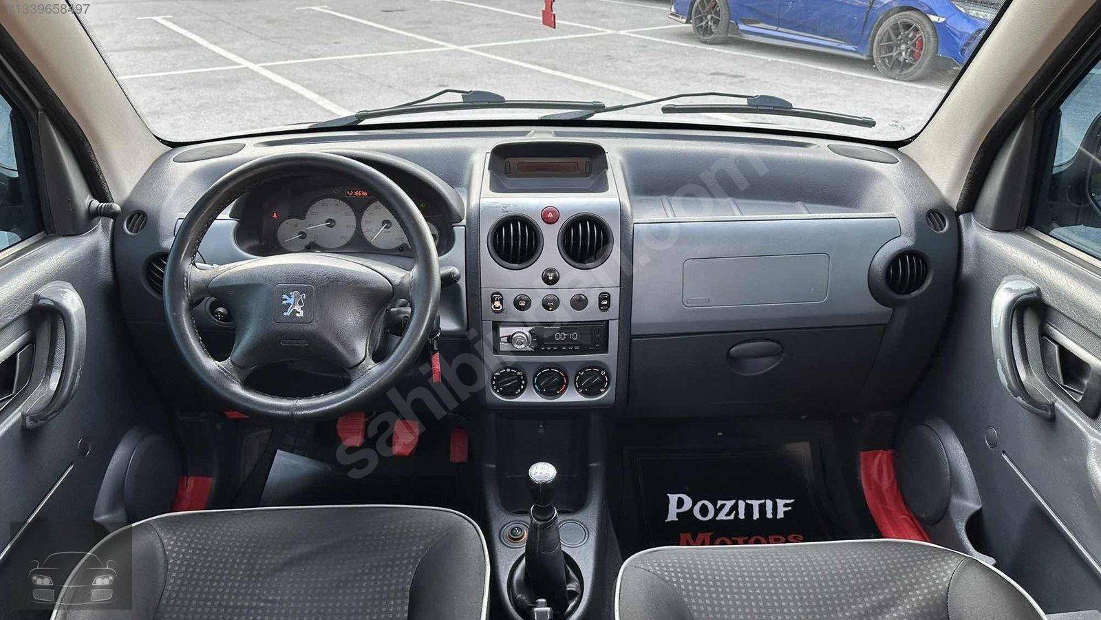 PEUGEOT PARTNER 1.6 HDI ADVENTURE - Foto 17