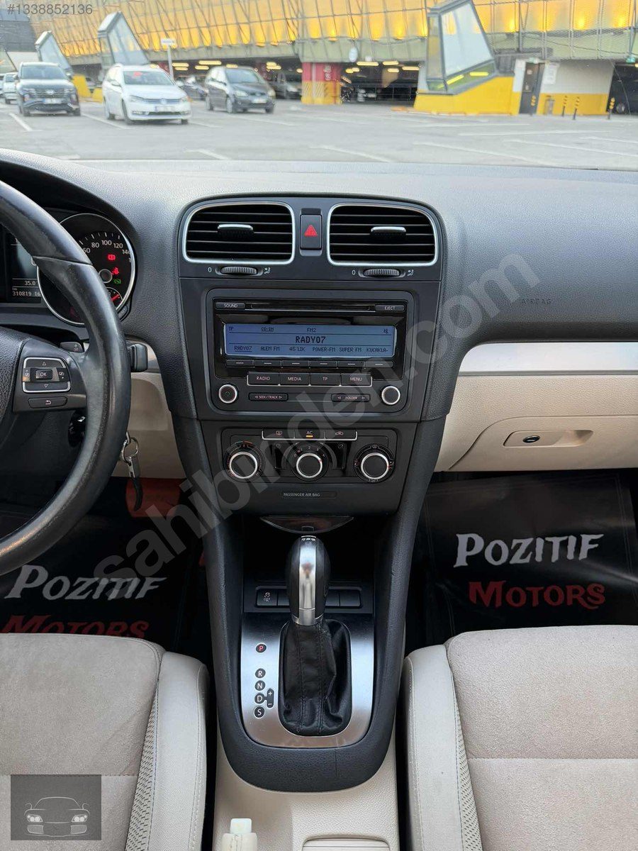VOLKSWAGEN GOLF 1.6 TDI COMFORTLINE - Foto 21